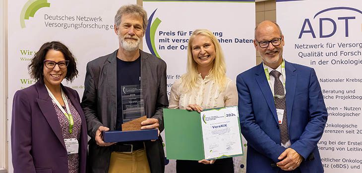 v.l.n.r.: Prof. Dr. Sylke Zeißig (Julius-Maximilians-Universität Würzburg), ADT; Studienleiter apl. Prof. Dr. Enno Swart (Institut für Sozialmedizin und Gesundheitssystemforschung der Medizinischen Fakultät der OVGU Magdeburg); wissenschaftliche Projektkoordinatorin Dr. Ekaterina Aleshchenko (Institut für Sozialmedizin und Gesundheitssystemforschung der Medizinischen Fakultät der OVGU Magdeburg); Prof. Dr. Wolfgang Hoffmann (Universitätsmedizin Greifswald), DNVF. 